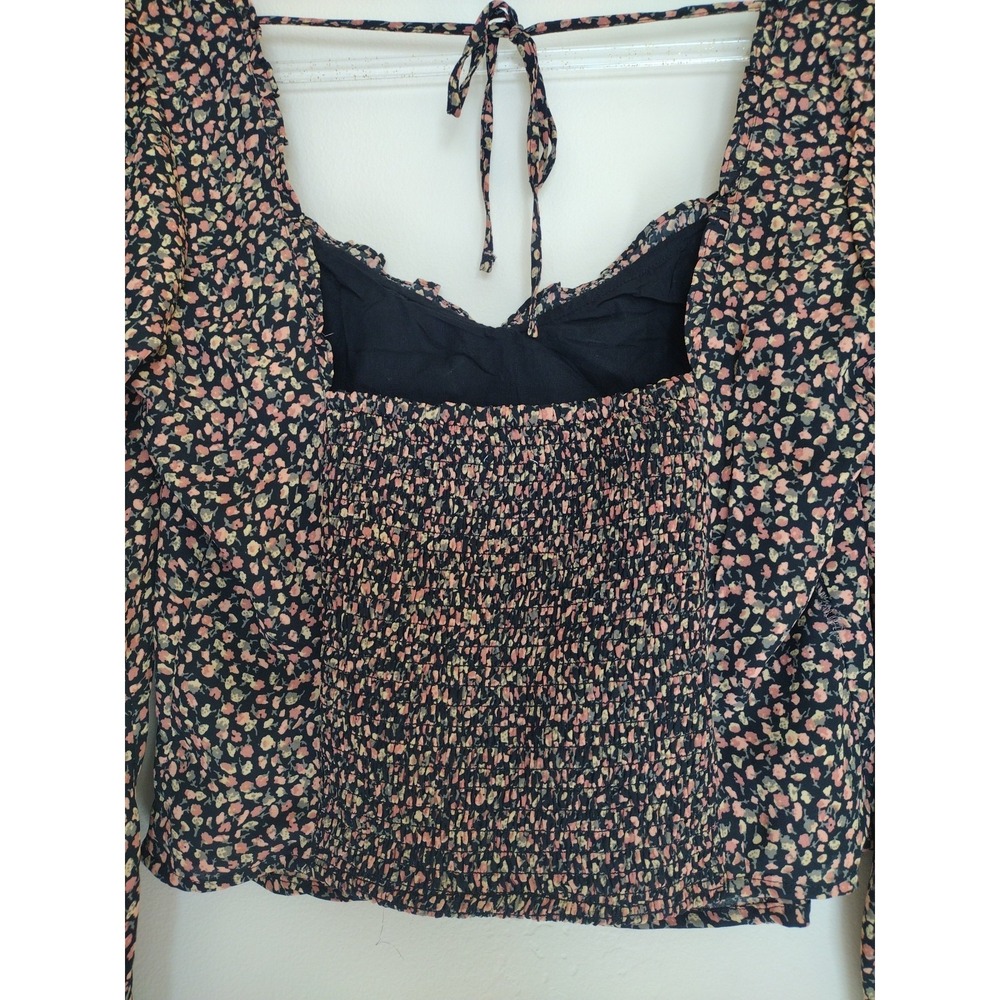 Abercrombie & Fitch Crop Top Women M Floral Boho Smocked Babydoll Long Sleeves - Picture 3 of 9